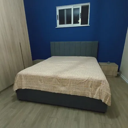 Lindor House * Тирана