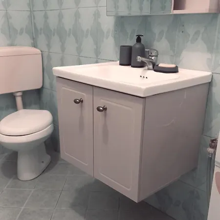 Lindor House Апартаменты