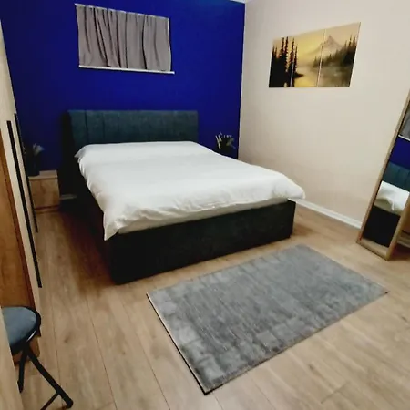 Lindor House Daire *