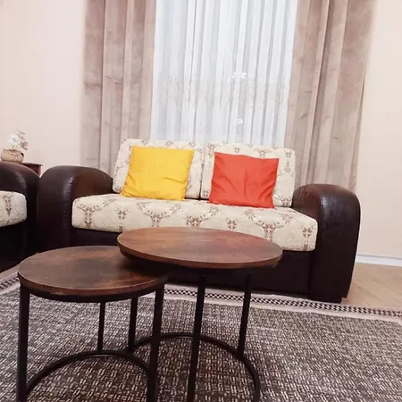 Apartment Lindor House *